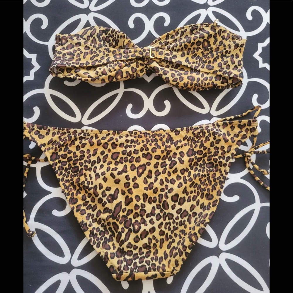 Victoria’s Secret Leopard Bikini - Picture 2 of 4